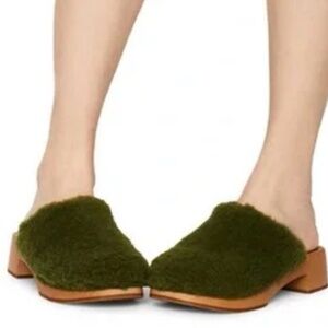 Swedish Hasbeens Fluff Clogs New In Box GREEN 39